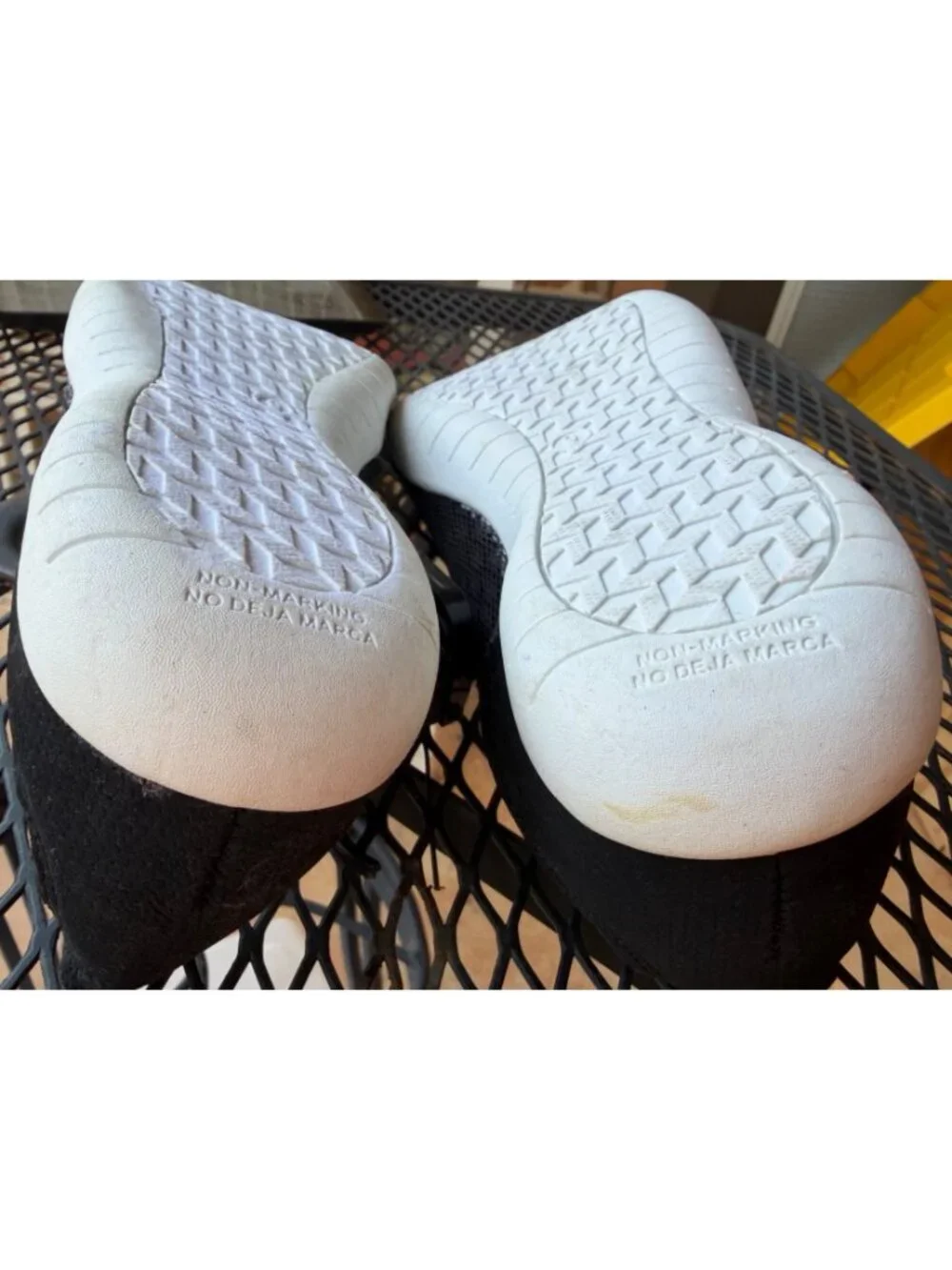Athletic Works Mesh Black Slip-on Ballet Flats w/Memory Foam Women's Size 9
